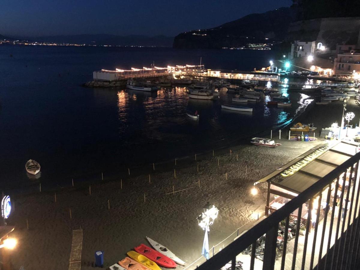 Suitevesuvio سورينتو المظهر الخارجي الصورة